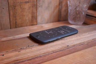 Illustration for article titled YotaPhone 2, análisis: por fin alguien hace algo diferente
